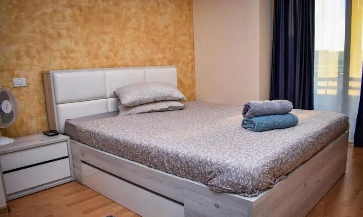 Vitan Mall, bloc 2011.